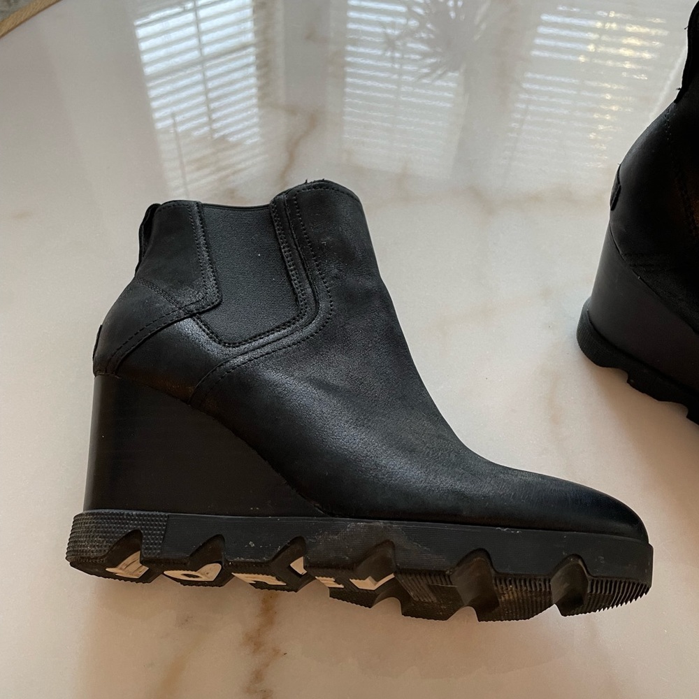 Sorel Joan Uptown Chelsea Booties Wedge